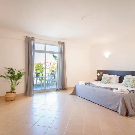 Smy Santa Eulalia Algarve Lejlighedshotel