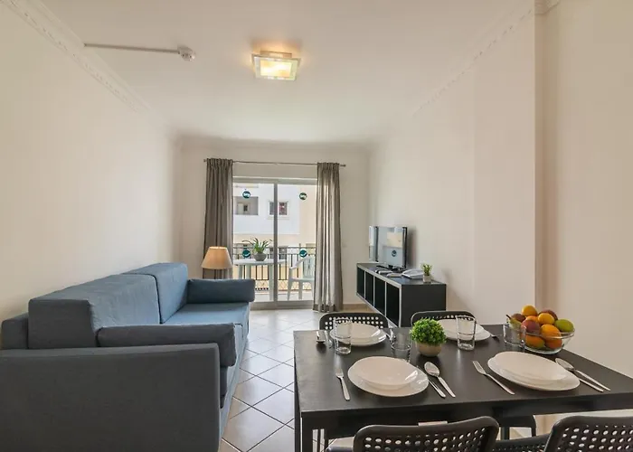 Apart Otel Smy Santa Eulalia Algarve 3*